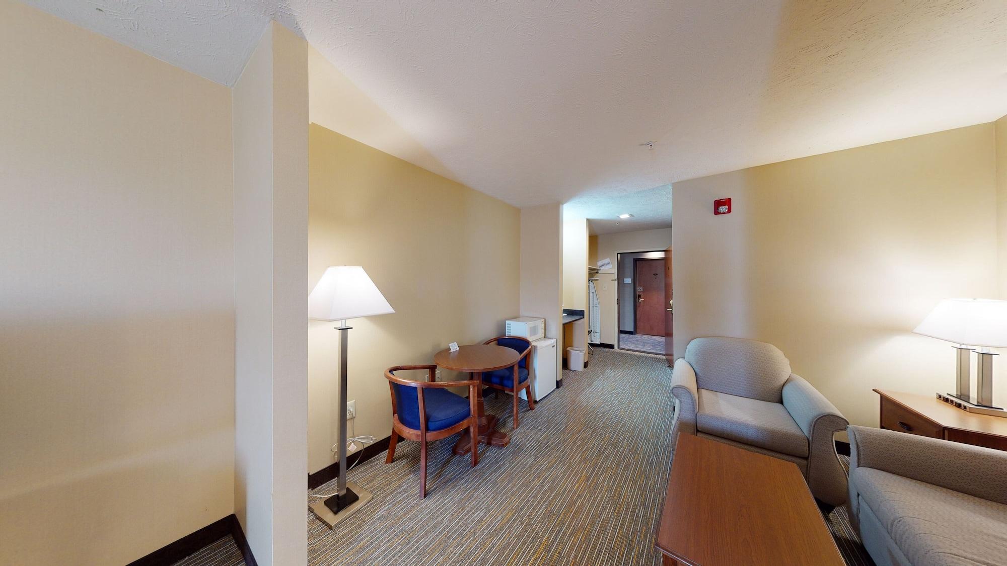 Ramada By Wyndham Strasburg - Shenandoah Valley Eksteriør billede